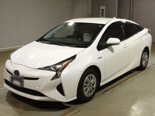 TOYOTA PRIUS 2018