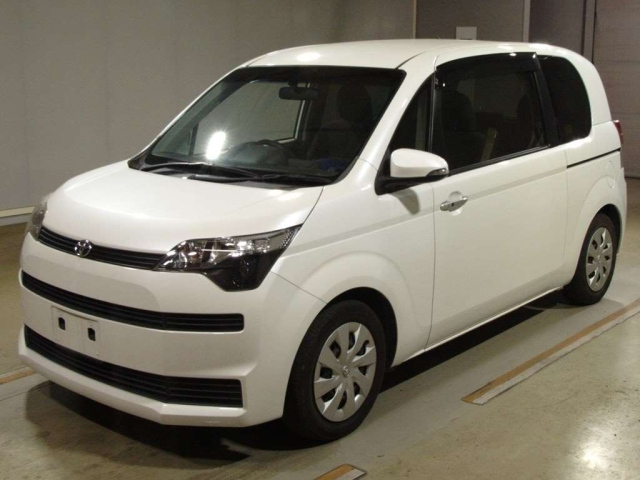 TOYOTA SPADE 2014