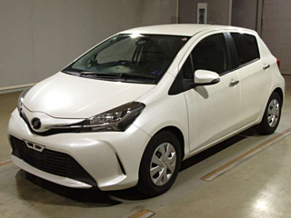 TOYOTA VITZ 2017