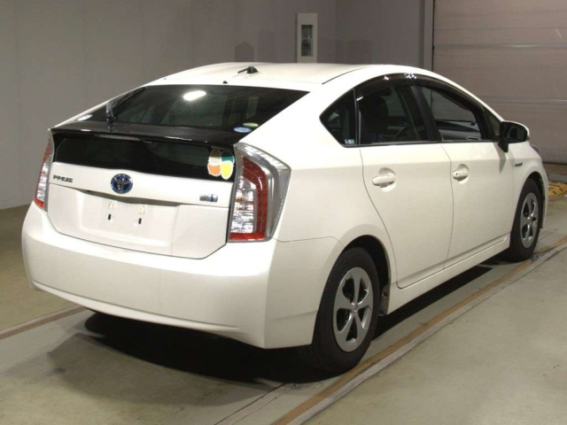 TOYOTA PRIUS 2012