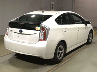 TOYOTA PRIUS 2012