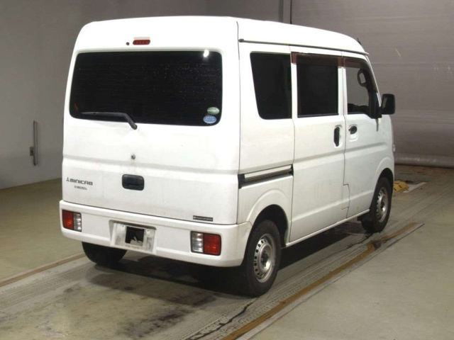 MITSUBISHI MINICAB VAN 2017