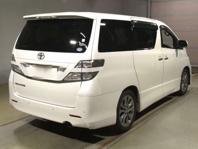 TOYOTA VELLFIRE 2011