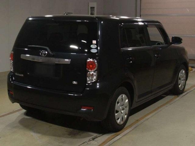 TOYOTA COROLLA RUMION 2010