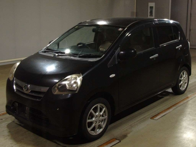 DAIHATSU MIRA E S 2012
