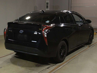TOYOTA PRIUS 2018