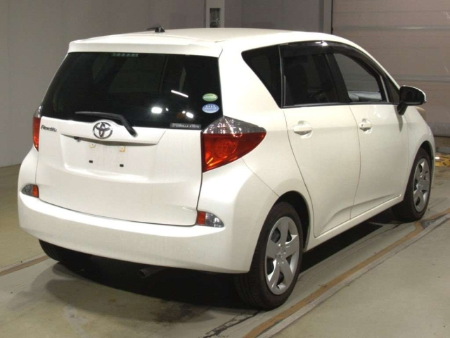 TOYOTA RACTIS 2014