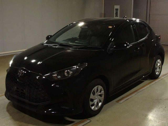 TOYOTA YARIS 2024