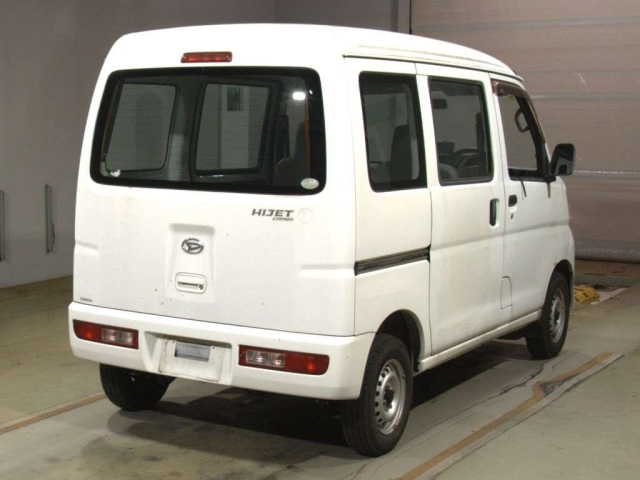 DAIHATSU HIJET VAN 2011