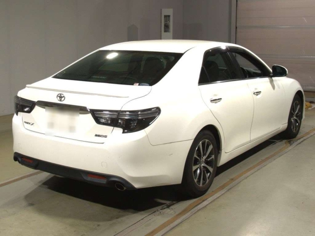 TOYOTA MARK X 2017