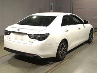 TOYOTA MARK X 2017