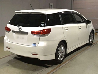 TOYOTA WISH 2009