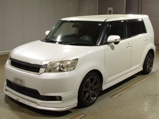 TOYOTA COROLLA RUMION 2010