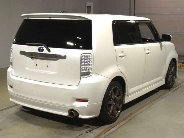 TOYOTA COROLLA RUMION 2010
