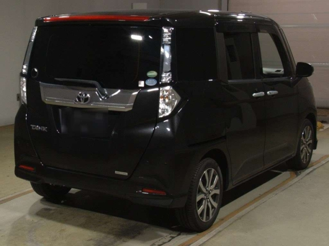 TOYOTA TANK 2019