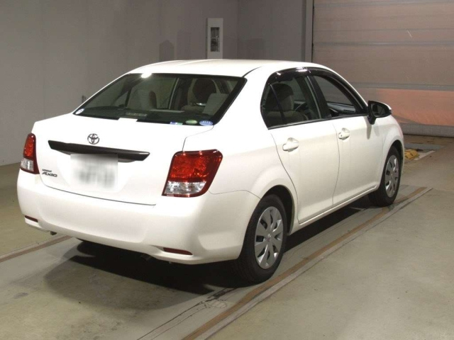 TOYOTA COROLLA AXIO 2013