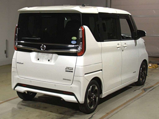 NISSAN ROOX 2020
