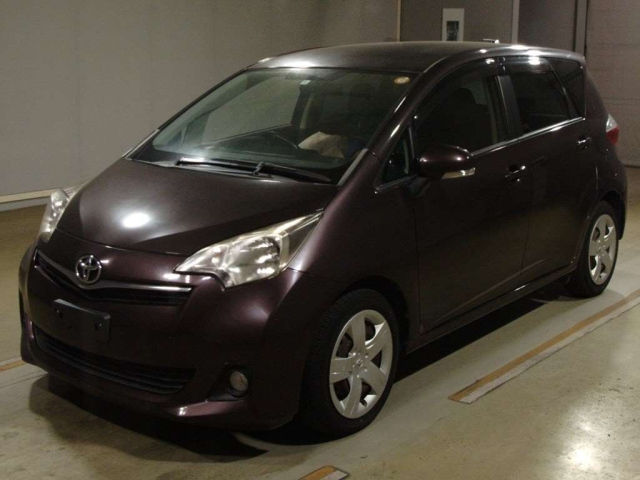 TOYOTA RACTIS 2012