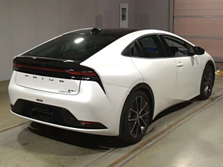 TOYOTA PRIUS 2023