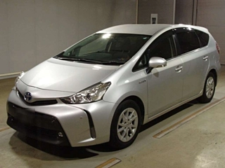 TOYOTA PRIUS ALPHA 2017
