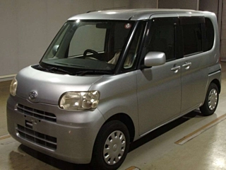DAIHATSU TANTO 2008