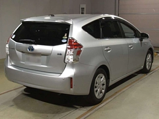 TOYOTA PRIUS ALPHA 2017
