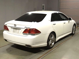 TOYOTA CROWN 2012
