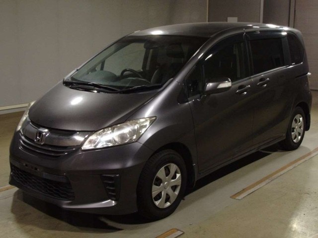 HONDA FREED 2016