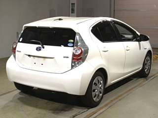 TOYOTA AQUA 2014