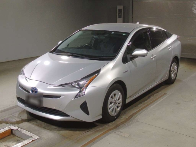 TOYOTA PRIUS 2018