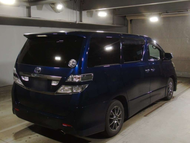 TOYOTA VELLFIRE 2009