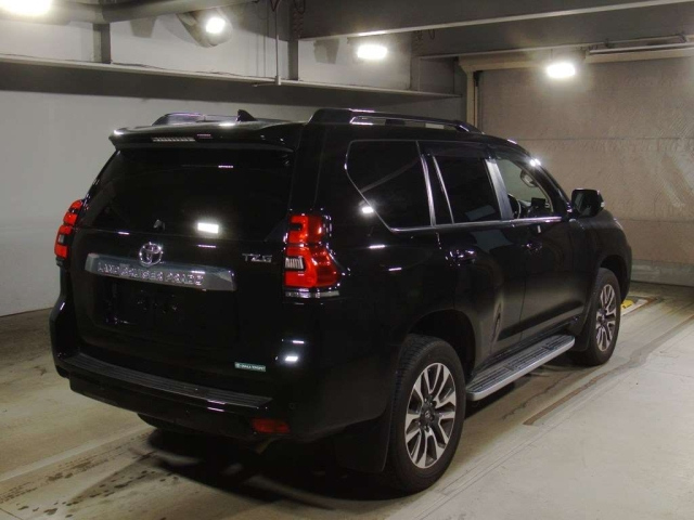 TOYOTA LAND CRUISER PRADO 2022