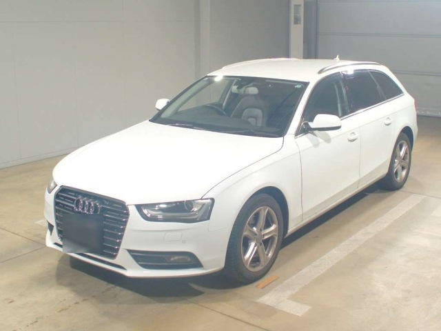 AUDI A4 2015