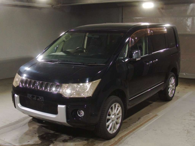 MITSUBISHI DELICA D5 2008