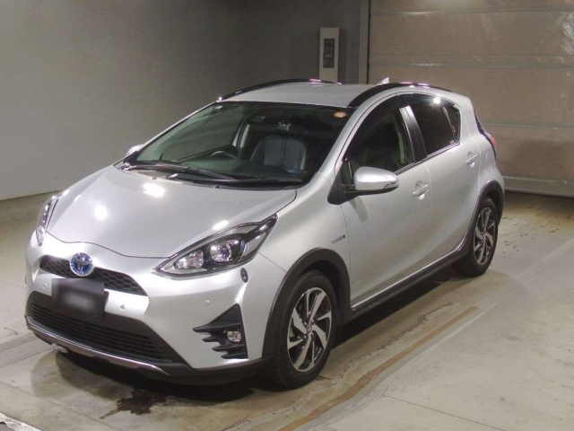 TOYOTA AQUA 2019