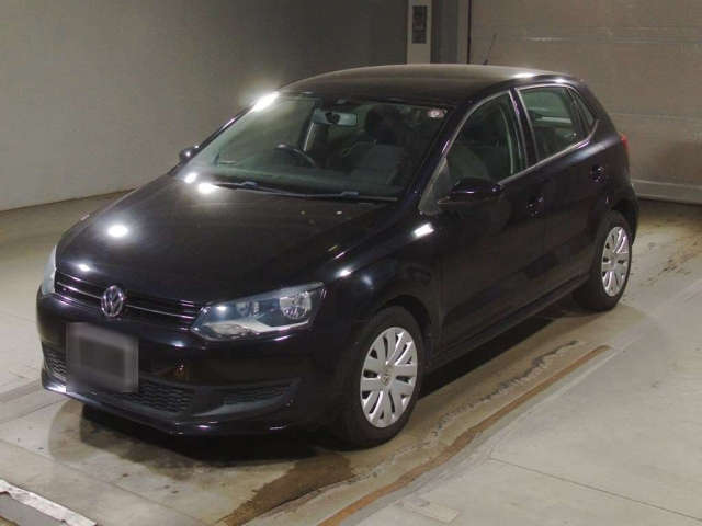 VOLKSWAGEN POLO 2012