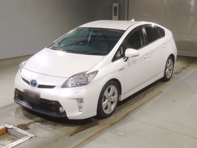 TOYOTA PRIUS 2013