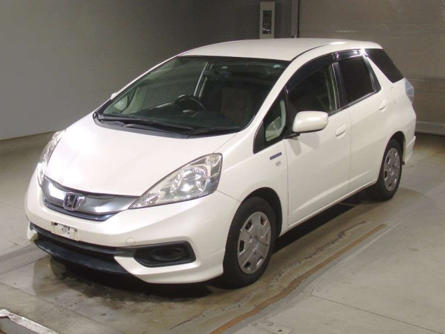 HONDA FIT SHUTTLE 2014