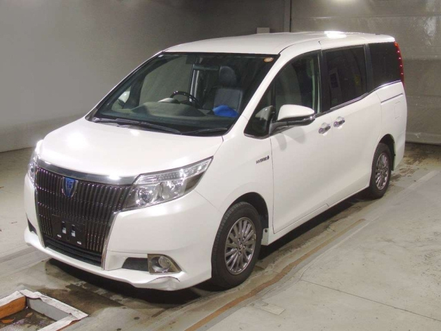 TOYOTA ESQUIRE 2015