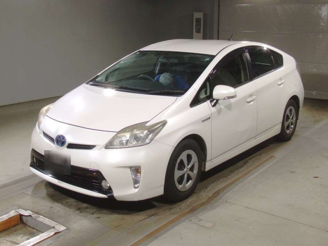TOYOTA PRIUS 2012