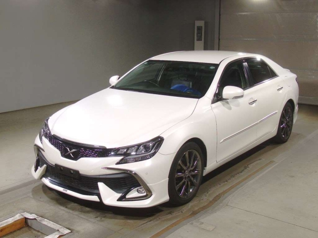 TOYOTA MARK X 2017