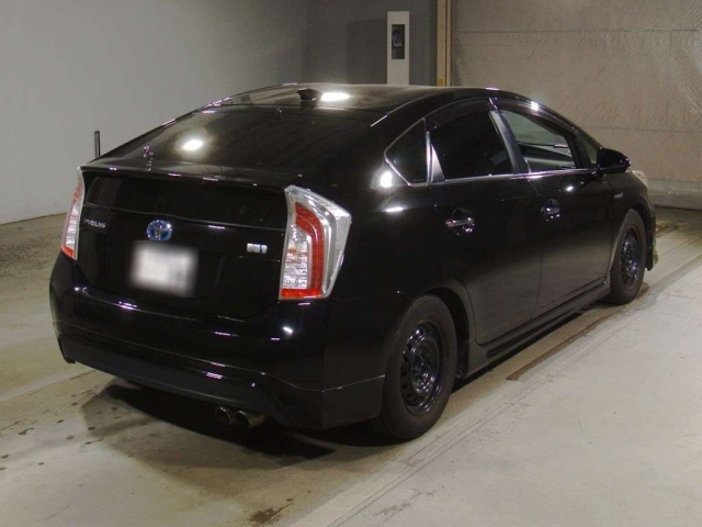 TOYOTA PRIUS 2012