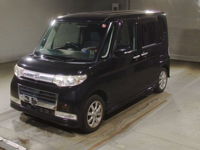 DAIHATSU TANTO 2008