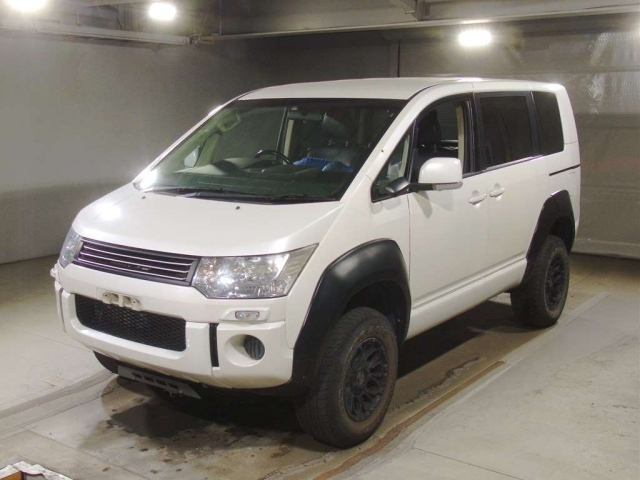 MITSUBISHI DELICA D5 2008