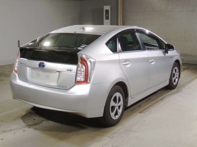 TOYOTA PRIUS 2013