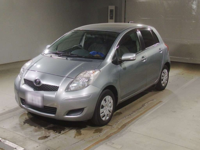 TOYOTA VITZ 2009