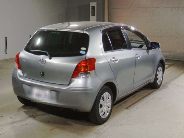 TOYOTA VITZ 2009