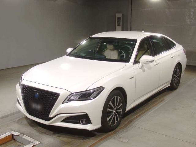 TOYOTA CROWN 2020