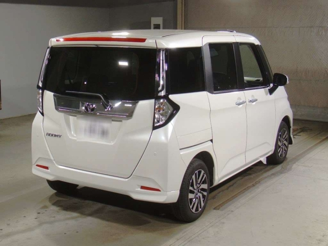 TOYOTA ROOMY 2025