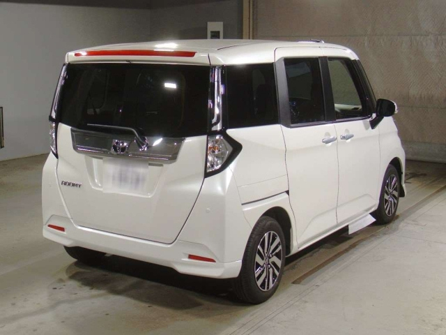 TOYOTA ROOMY 2025